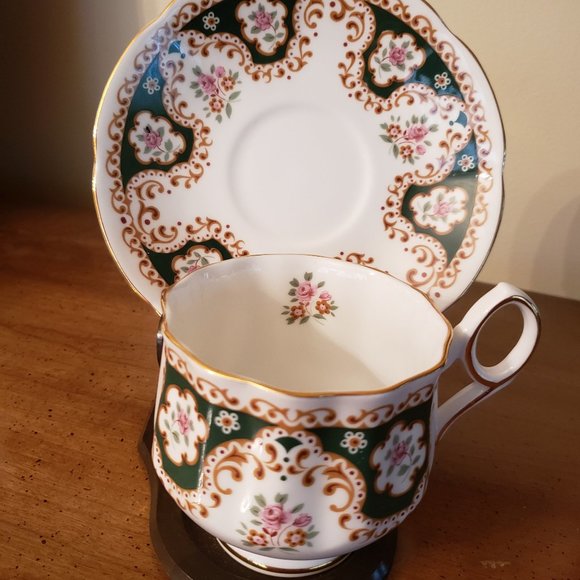 Vintage Rosina Fine Bone China Cups & Saucers lot of 3 EUC - Picture 7 of 12